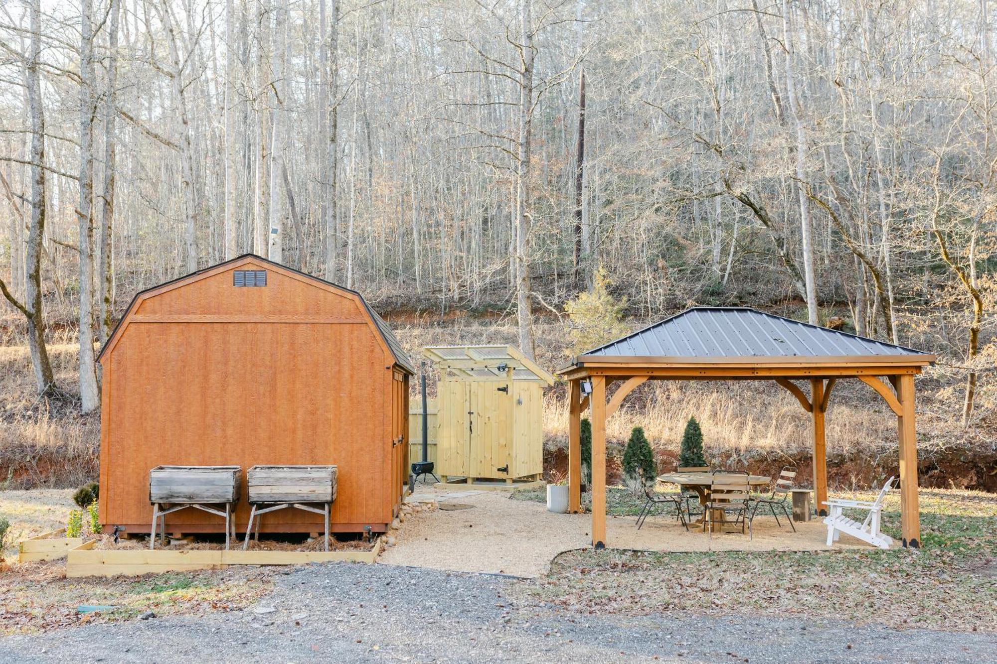 Blythe Shoals Base Camp Hotel Cleveland Kültér fotó
